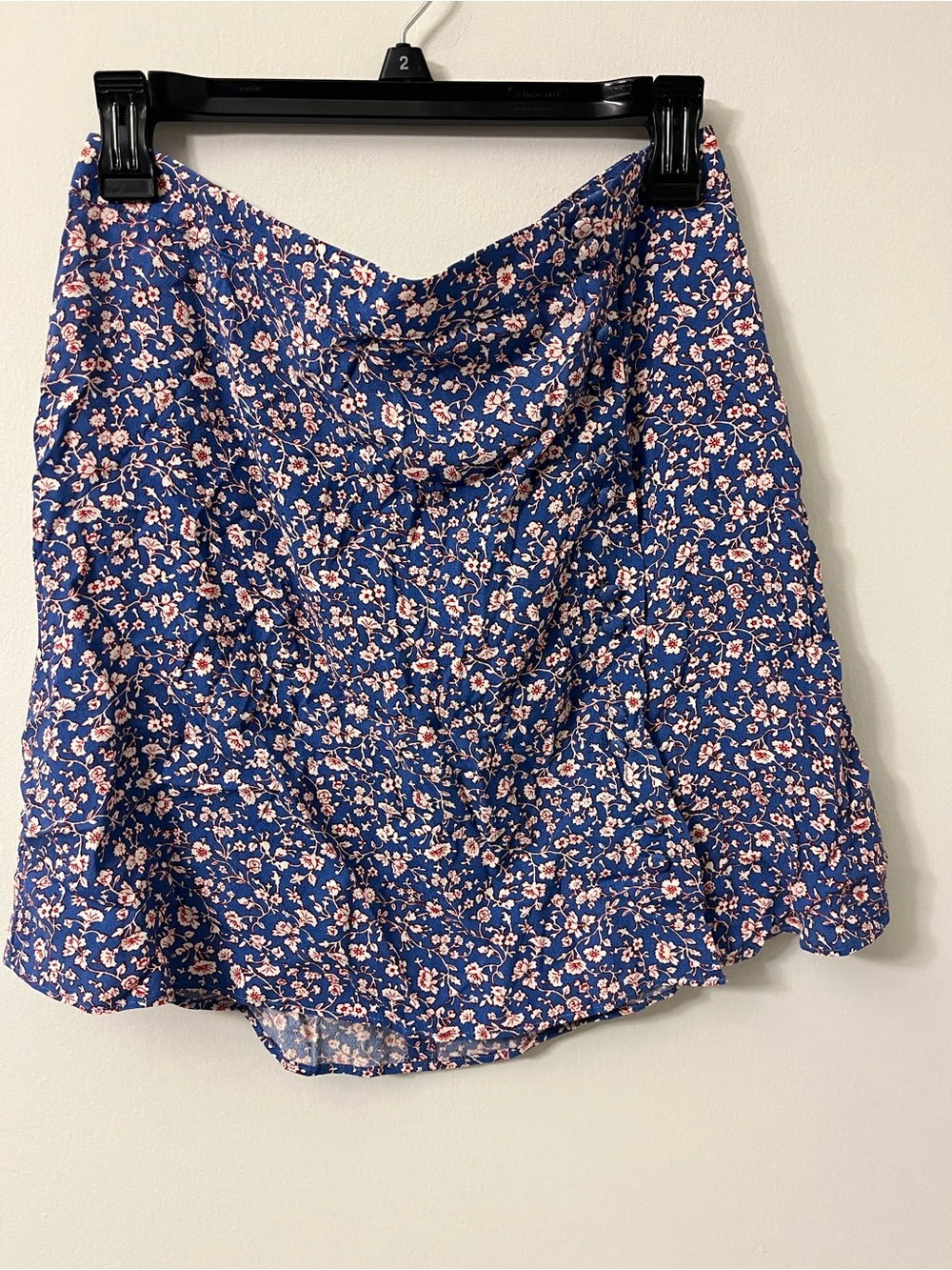 Madewell Floral Button Detail Mini Skirt with Blue Red White Accents Size 8